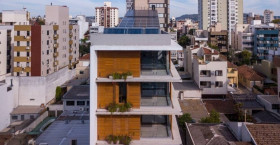 Apartamento com 3 Quartos à Venda, 101 m² em Petrópolis - Porto Alegre