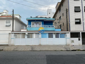 Casa com 3 Quartos à Venda, 171 m² em Marapé - Santos