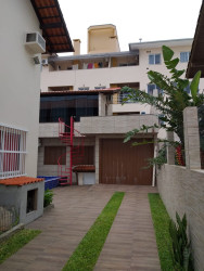 Casa com 4 Quartos à Venda, 400 m² em Canasvieiras - Florianópolis