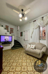Casa com 2 Quartos à Venda, 77 m² em Gonzaga - Santos