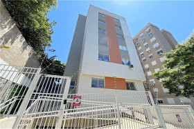 Apartamento com 2 Quartos à Venda, 46 m² em Tristeza - Porto Alegre