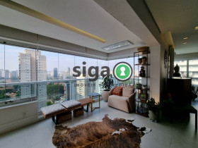 Apartamento com 3 Quartos à Venda, 165 m² em Brooklin - São Paulo