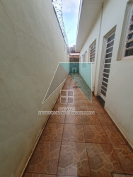 Casa com 3 Quartos à Venda,  em Vila Seixas - Ribeirão Preto