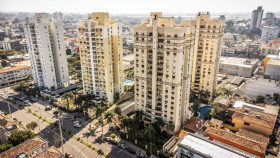 Apartamento com 3 Quartos à Venda, 90 m² em Passo Da Areia - Porto Alegre