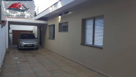 Casa com 4 Quartos à Venda, 500 m² em Vila Augusta - Guarulhos