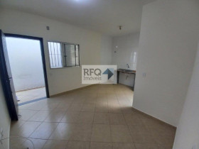 Casa com 1 Quarto para Alugar, 40 m² em Vila Marte - São Paulo
