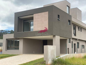 Casa de Condomínio com 3 Quartos à Venda, 317 m² em Alphaville - Nova Lima