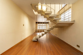Casa com 3 Quartos à Venda, 153 m² em Sumaré - São Paulo