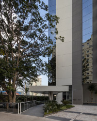 Sala Comercial à Venda, 38 m² em Liberdade - São Paulo