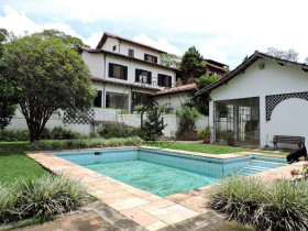 Casa de Condomínio com 4 Quartos à Venda, 1.214 m² em Altos De São Fernando - Jandira
