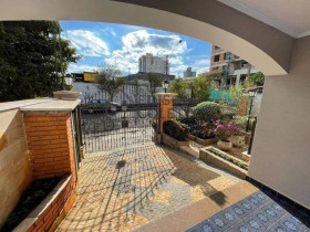 Casa com 3 Quartos à Venda, 191 m² em Vila Monteiro - Piracicaba