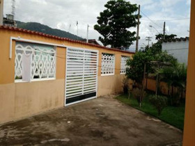 Casa com 2 Quartos à Venda, 61 m² em Campos Eliseos - Itanhaem
