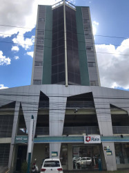 Sala Comercial à Venda, 88 m² em Menino Deus - Porto Alegre