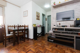Apartamento com 2 Quartos à Venda, 78 m² em Jardim Leopoldina - Porto Alegre