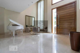 Casa com 5 Quartos à Venda, 740 m² em Alphaville - Santana De Parnaíba