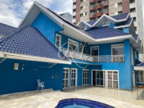 Casa com 5 Quartos à Venda, 685 m² em Parque Residencial Aquarius - São José Dos Campos