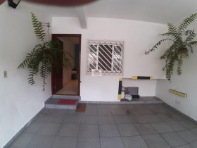 Casa com 3 Quartos à Venda, 100 m² em Mirandópolis - São Paulo