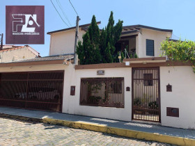 Casa com 2 Quartos à Venda, 300 m² em Centro - Lorena