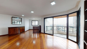 Apartamento com 3 Quartos à Venda, 184 m² em Aclimação - São Paulo