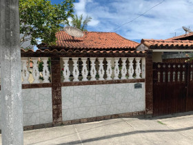 Casa com 2 Quartos à Venda, 80 m² em Estação - Iguaba Grande
