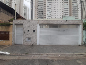 Casa com 2 Quartos para Alugar, 240 m² em Tatuapé - São Paulo