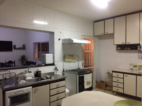 Casa com 4 Quartos à Venda, 132 m² em Jardim Vazani - São Paulo