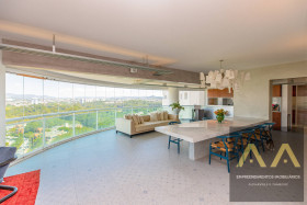 Apartamento com 3 Quartos à Venda, 260 m² em Alphaville - Barueri