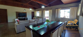 Casa com 4 Quartos à Venda, 250 m² em Floresta Negra - Campos Do Jordão