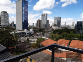 Sobrado com 4 Quartos à Venda, 556 m² em Vila Tramontano - São Paulo