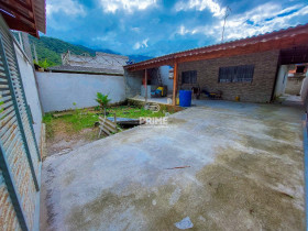 Casa com 3 Quartos à Venda, 125 m² em Massaguaçu - Caraguatatuba