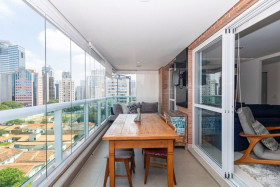 Imóvel com 3 Quartos à Venda, 130 m² em Cidade Monções - São Paulo