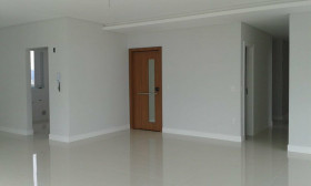 Apartamento com 3 Quartos à Venda, 146 m² em Centro - Balneário Camboriú