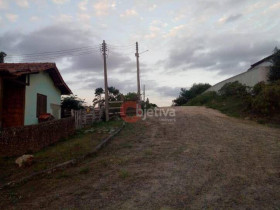 Terreno à Venda, 808 m² em Centro - Iguaba Grande