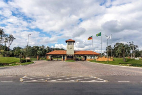 Terreno à Venda, 1.000 m² em Belém Novo - Porto Alegre