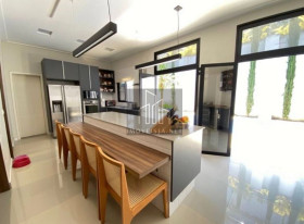 Casa de Condomínio com 4 Quartos à Venda, 424 m² em Alphaville - Santana De Parnaíba