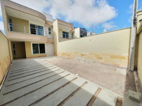 Casa com 4 Quartos à Venda, 174 m² em Parque Manibura - Fortaleza