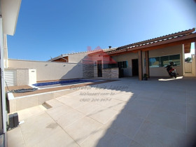 Casa com 3 Quartos à Venda, 127 m² em São José - Peruíbe