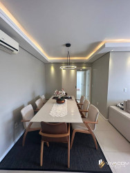 Apartamento com 2 Quartos à Venda, 214 m² em Canto - Florianópolis