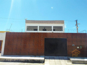Casa com 5 Quartos à Venda, 200 m² em Centro - Tamandaré
