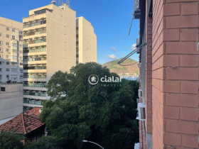 Apartamento com 2 Quartos à Venda, 70 m² em Botafogo - Rio De Janeiro