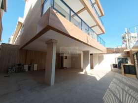 Casa com 2 Quartos à Venda, 58 m² em Guilhermina - Praia Grande
