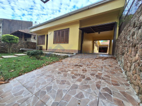 Casa com 3 Quartos à Venda, 193 m² em Cristo Redentor - Porto Alegre