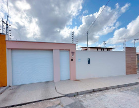 Casa com 2 Quartos à Venda, 209 m² em Ipase - São Luís