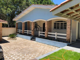 Casa com 4 Quartos à Venda, 230 m² em Tabatinga - Ubatuba