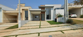 Casa com 3 Quartos à Venda, 105 m² em Village Moutonnée - Salto