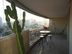 Apartamento com 3 Quartos para Alugar, 170 m² em Cidade Monções - São Paulo
