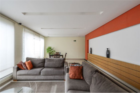 Apartamento com 2 Quartos à Venda, 63 m² em Moema - São Paulo