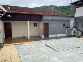 Casa com 3 Quartos à Venda, 120 m² em São Pedro - Teresópolis