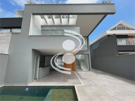 Casa com 4 Quartos à Venda, 400 m² em Recreio Dos Bandeirantes - Rio De Janeiro
