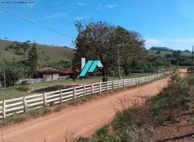 Fazenda à Venda, 200 m² em Zona Rural - Piedade Dos Gerais
